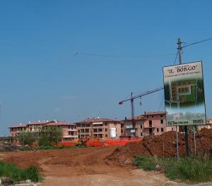 Comparto interessato dal piano particolareggiato "Il Borgo" in via di Mezzo (foto 2006)