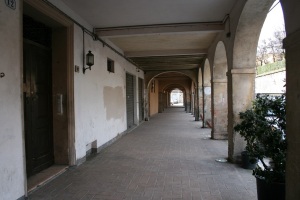 Segnali di degrado abitativo in centro storico (foto del 19 marzo 2012)