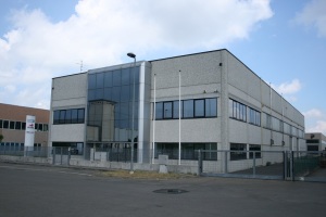 La sede del consorzio Democenter-Sipe a Spilamberto, in via Confine, dove è attualmente ospitato l'incubatore di startup Knowbel (foto dell'11 maggio 2013)