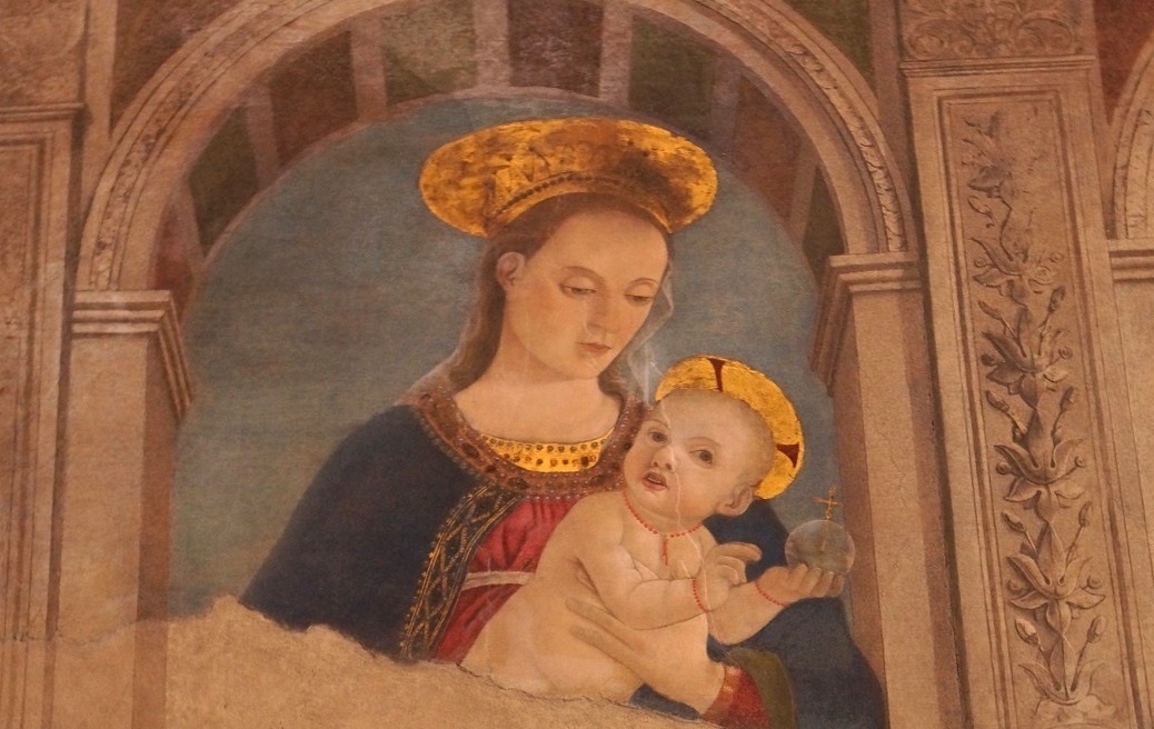 Cristoforo Genesini da Lendinara, Madonna col Bambino, particolare dell'affresco della Cappella Bellincini (1476 circa) nel Duomo di Modena (foto del 10 agosto 2016)